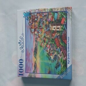 White Puzzle Game with‎ Intricate Design